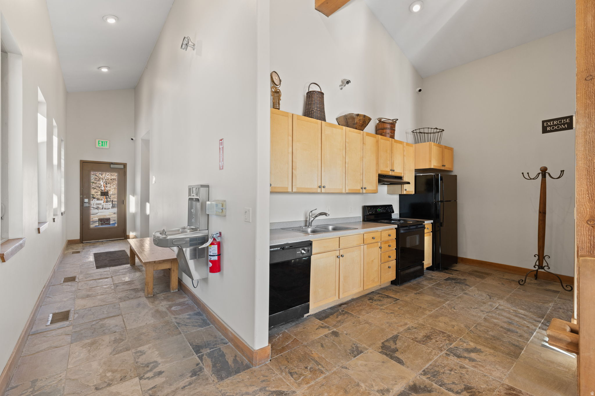 CRESTVIEW - Residential
