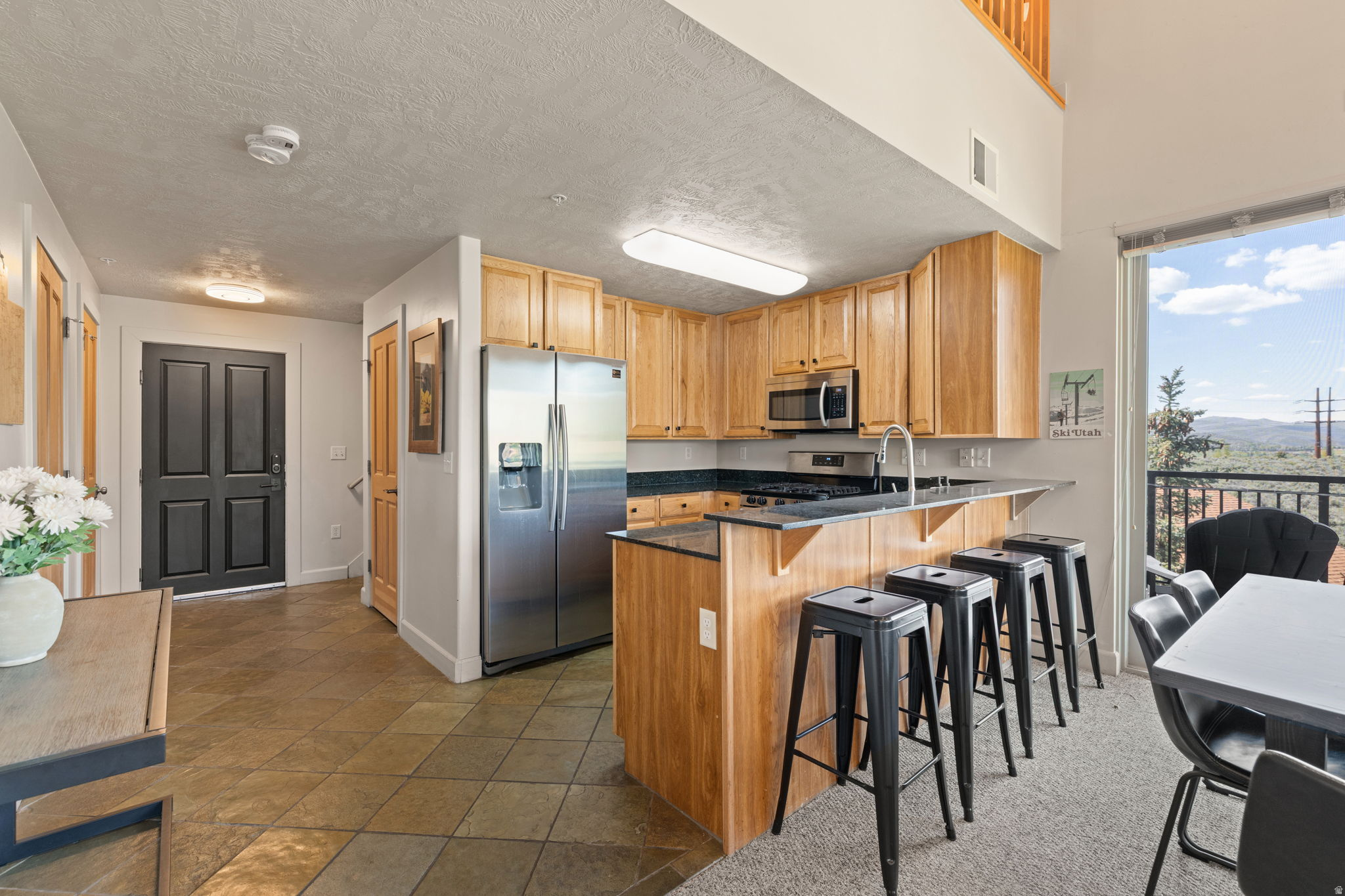 CRESTVIEW - Residential