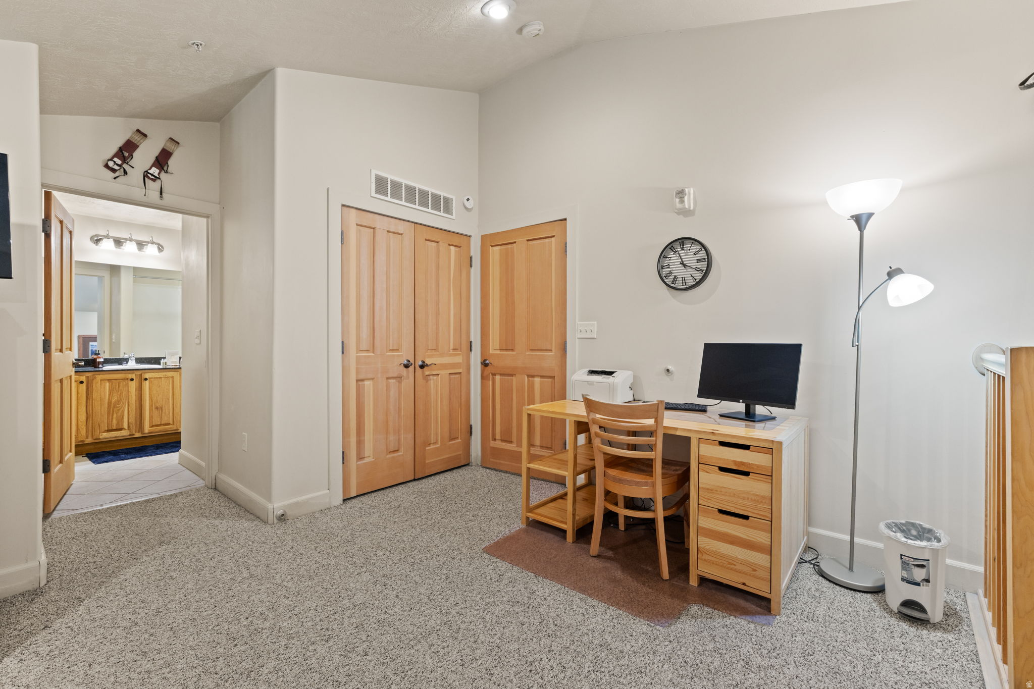 CRESTVIEW - Residential