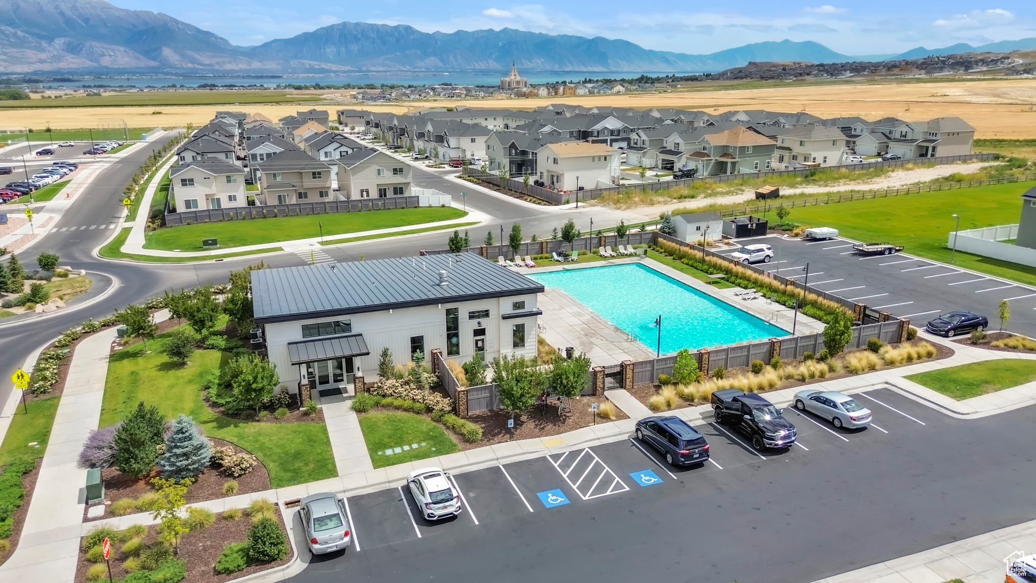 SILVERLAKE - Residential