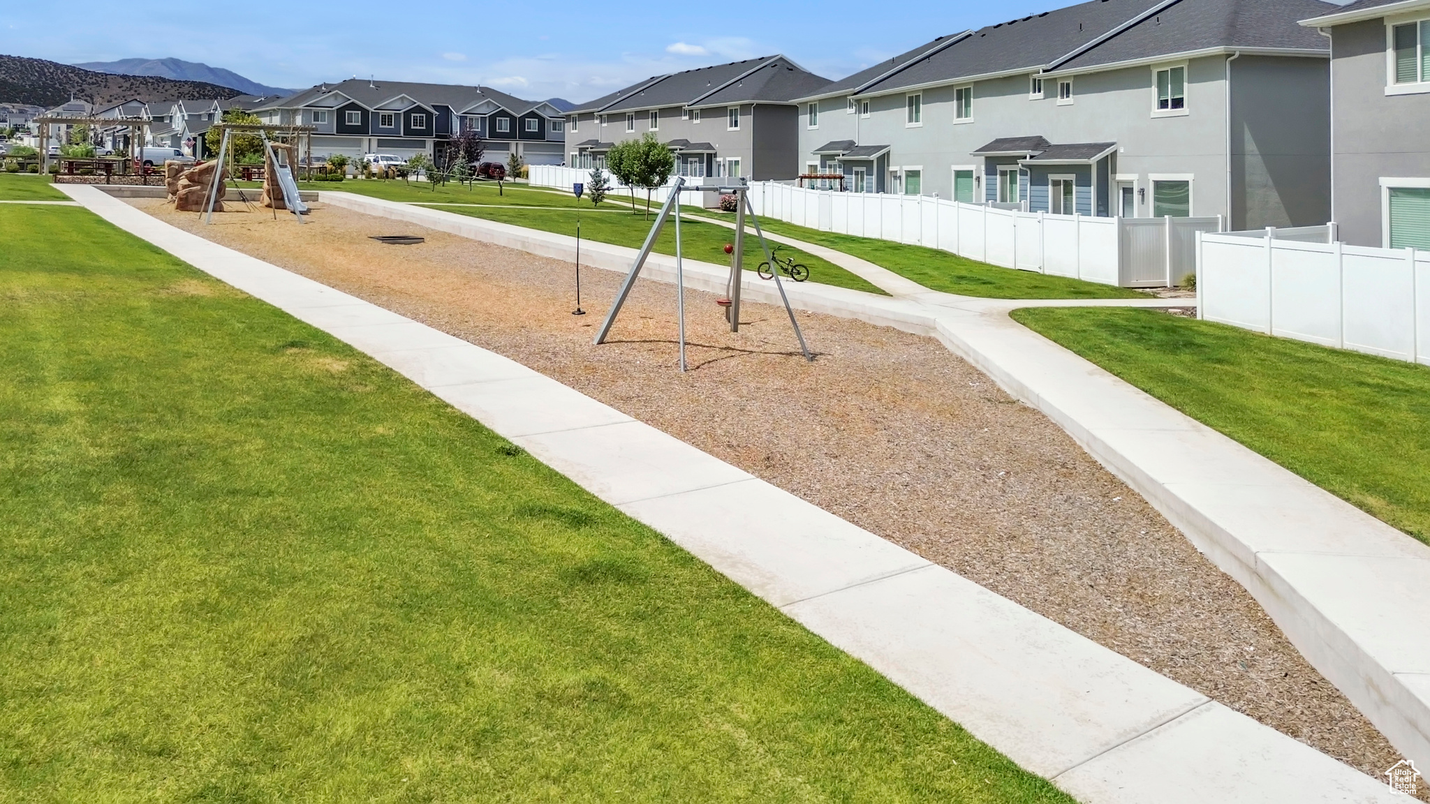 SILVERLAKE - Residential