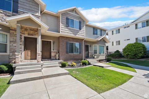 Photo of 490 E 700 S #524, Clearfield, UT 84015 (MLS # 2091303)