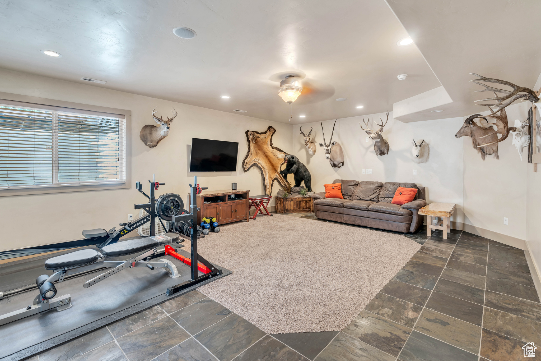 PELICAN BAY - Residential