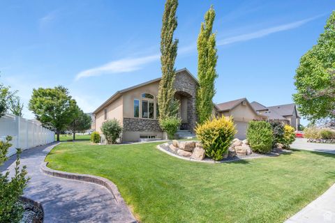 Tiny photo for 4071 S SANDPIPER LN, Saratoga Springs, UT 84045 (MLS # 2076465)