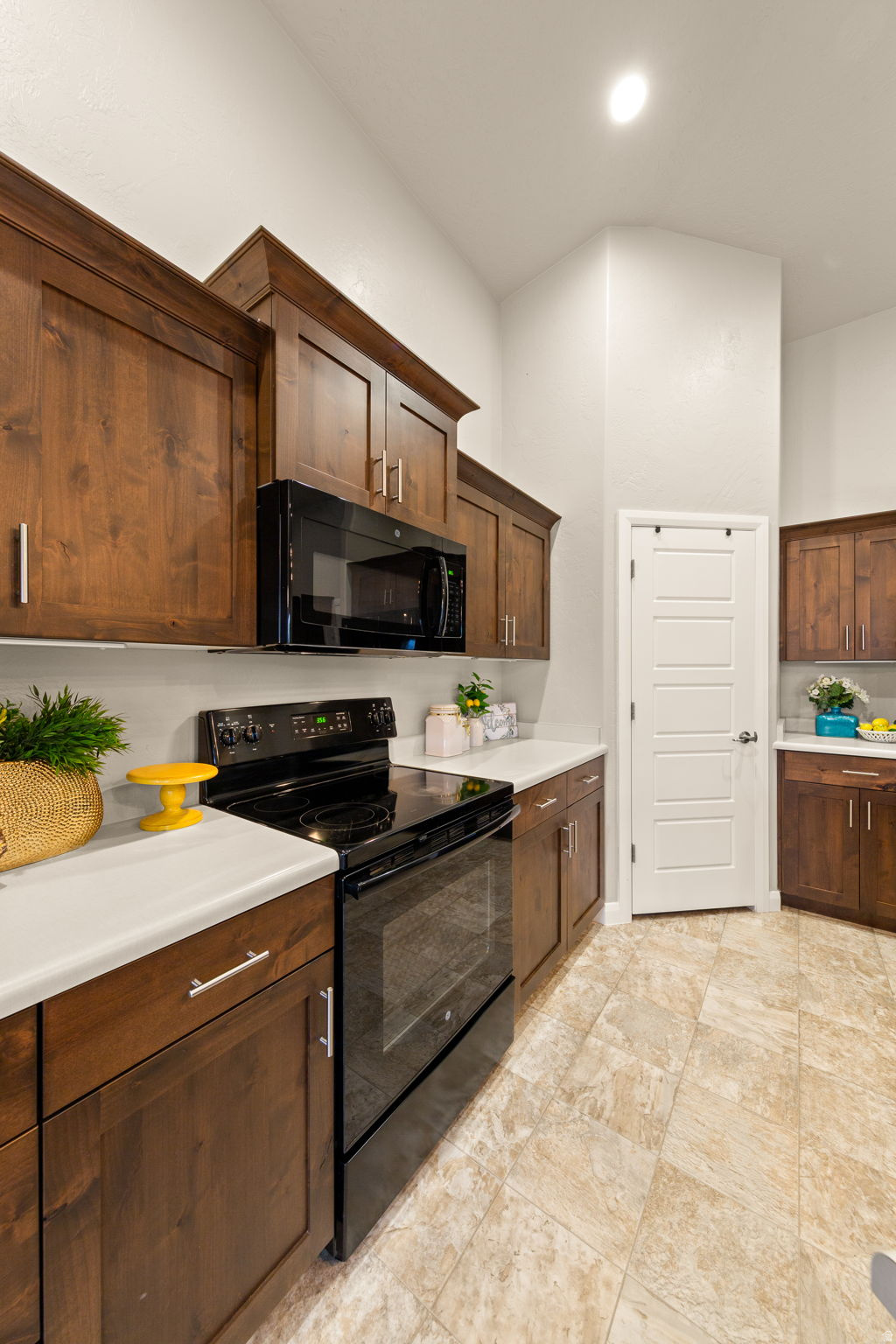 SUGAR PLUM IN THE FIELDS PH 2 - Residential