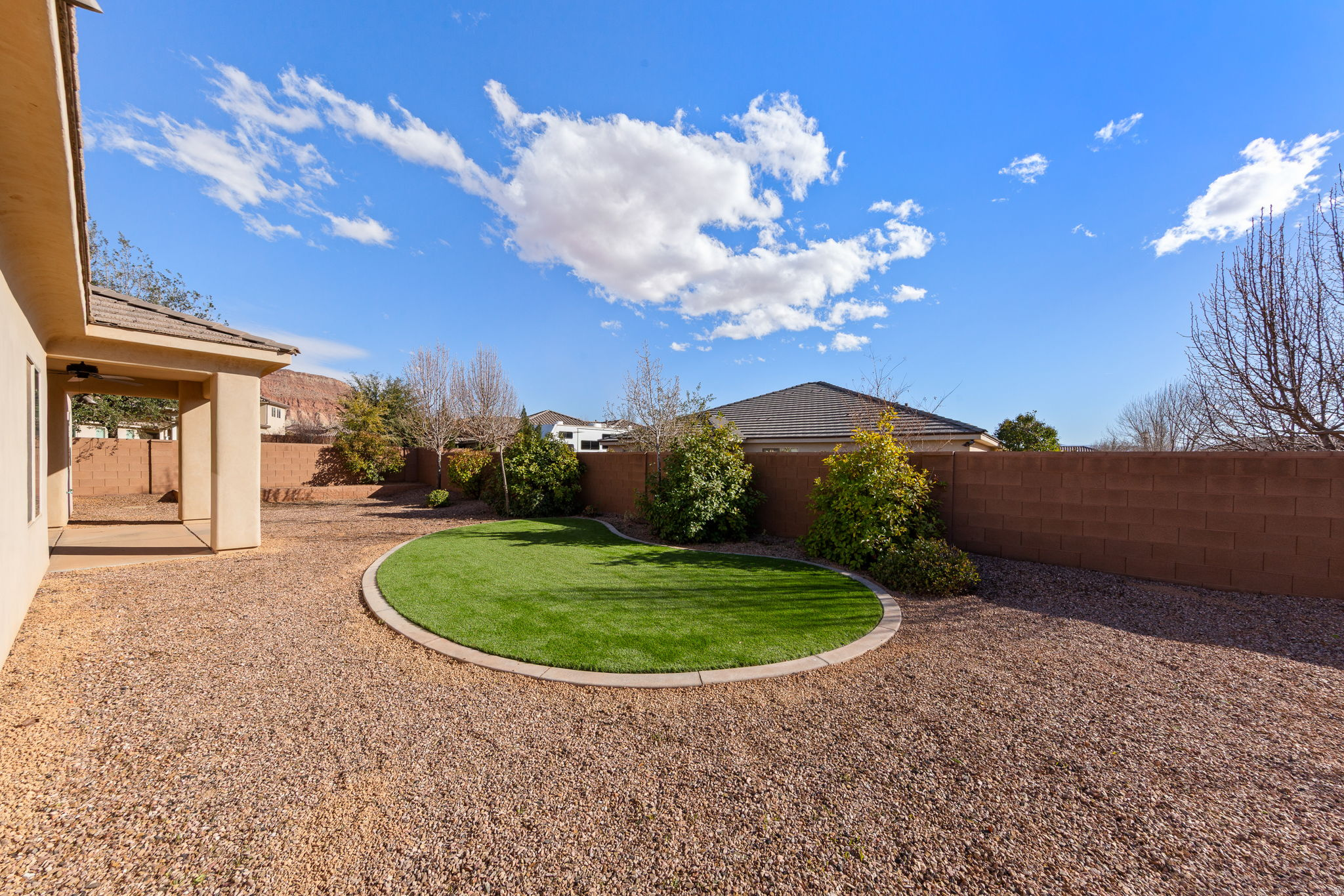 SUGAR PLUM IN THE FIELDS PH 2 - Residential