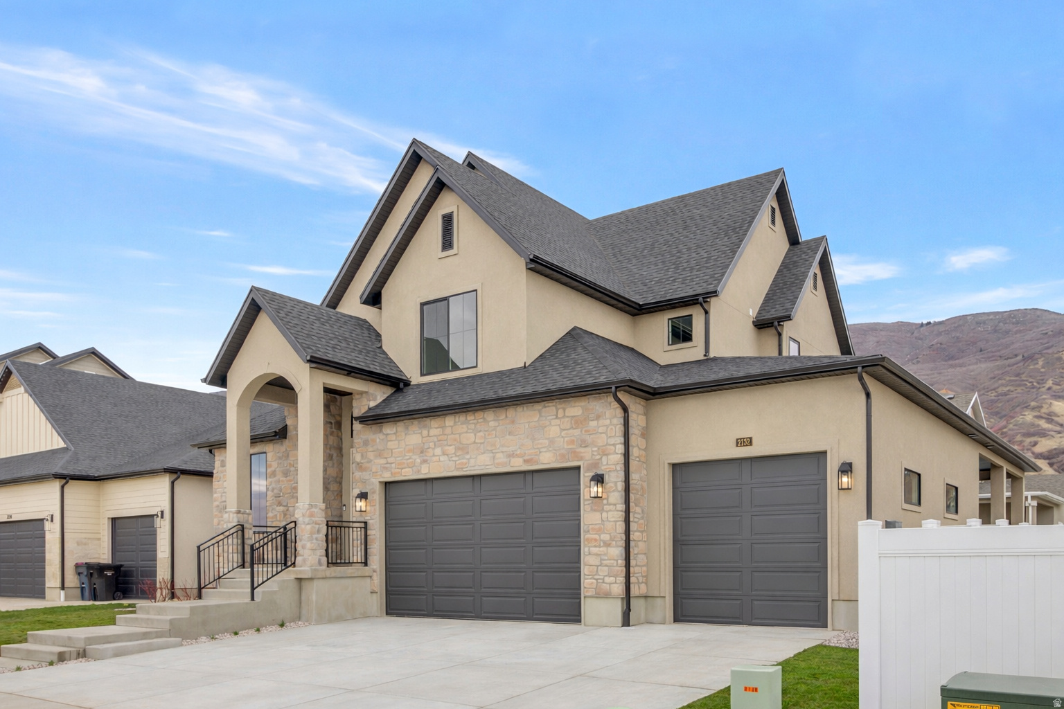 SUMMERHILL LANE - Residential