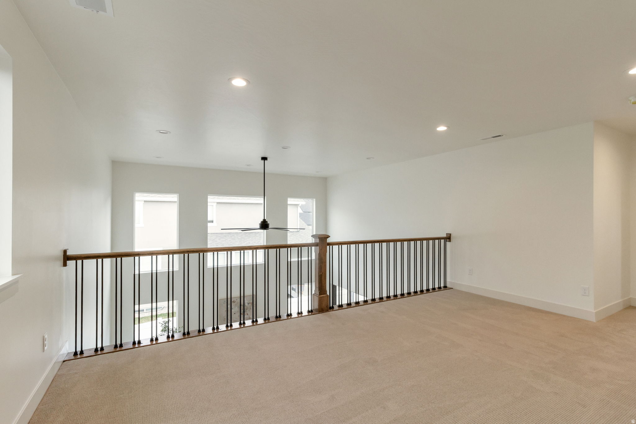 SUMMERHILL LANE - Residential