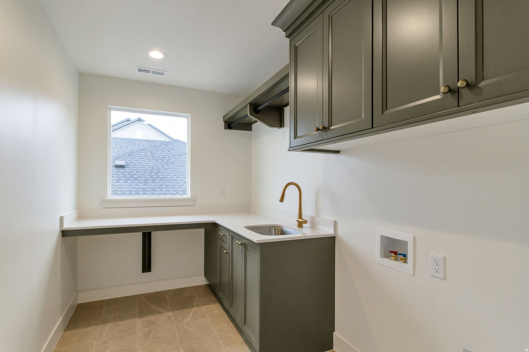 SUMMERHILL LANE - Residential