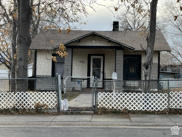 This home is on a quiet street in Price, within walking distance of downtown. It has two bedrooms, with an office or children's room off of the master bedroom. The home needs work, but has huge potential. Call for a tour today! Square footage figures are provided as a courtesy estimate only and were obtained from county records.  Buyer is advised to obtain an independent measurement.