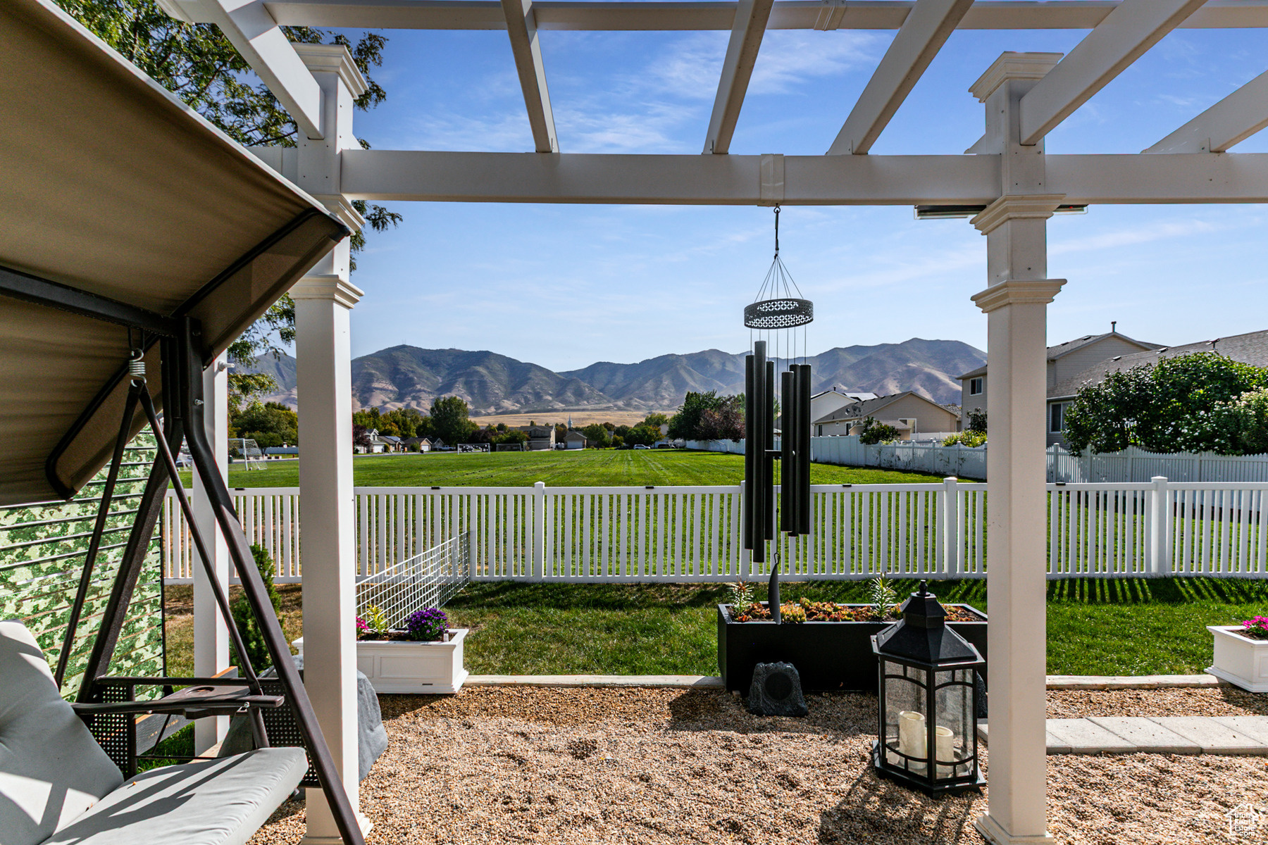 COUNTRY CROSSING NEI - Residential