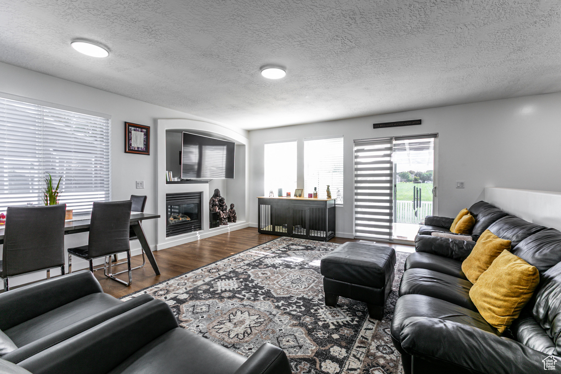 COUNTRY CROSSING NEI - Residential
