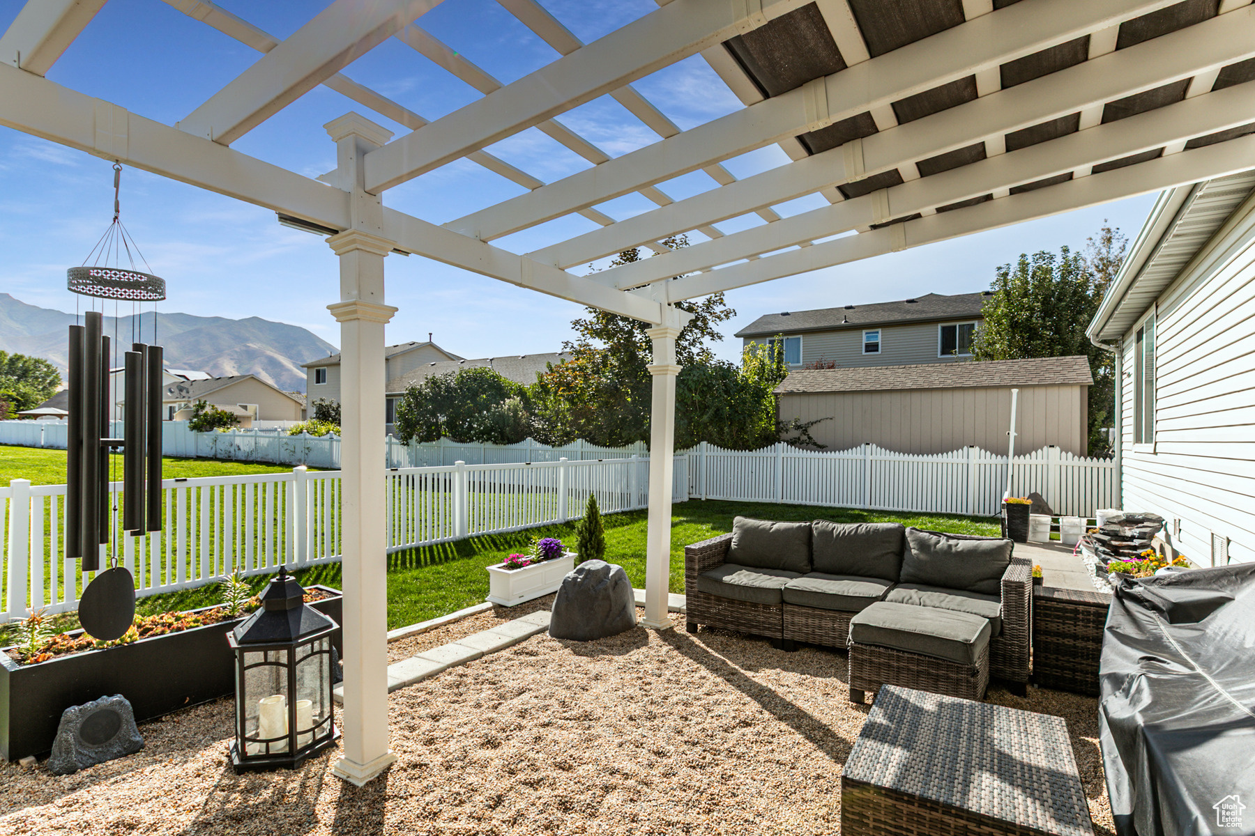 COUNTRY CROSSING NEI - Residential