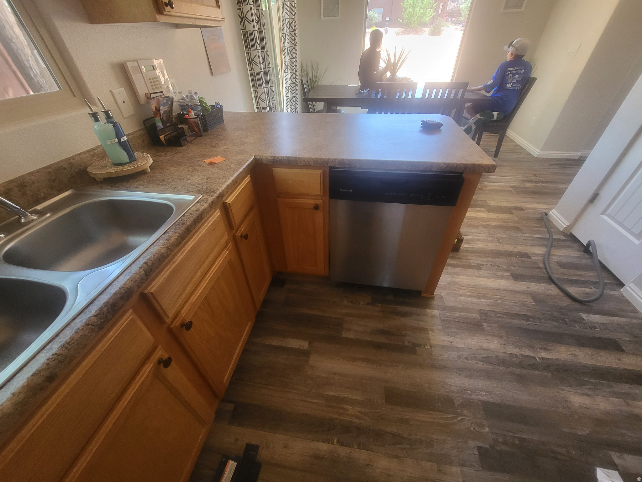 EL PUEBLO AT LA ESTANCIA - Residential