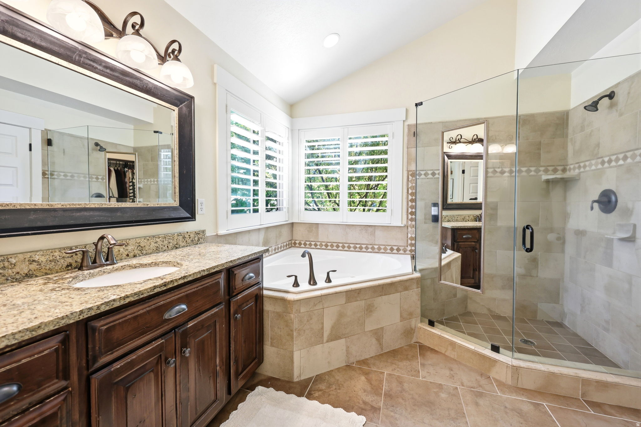 WILD HORSE SPRINGS - Residential