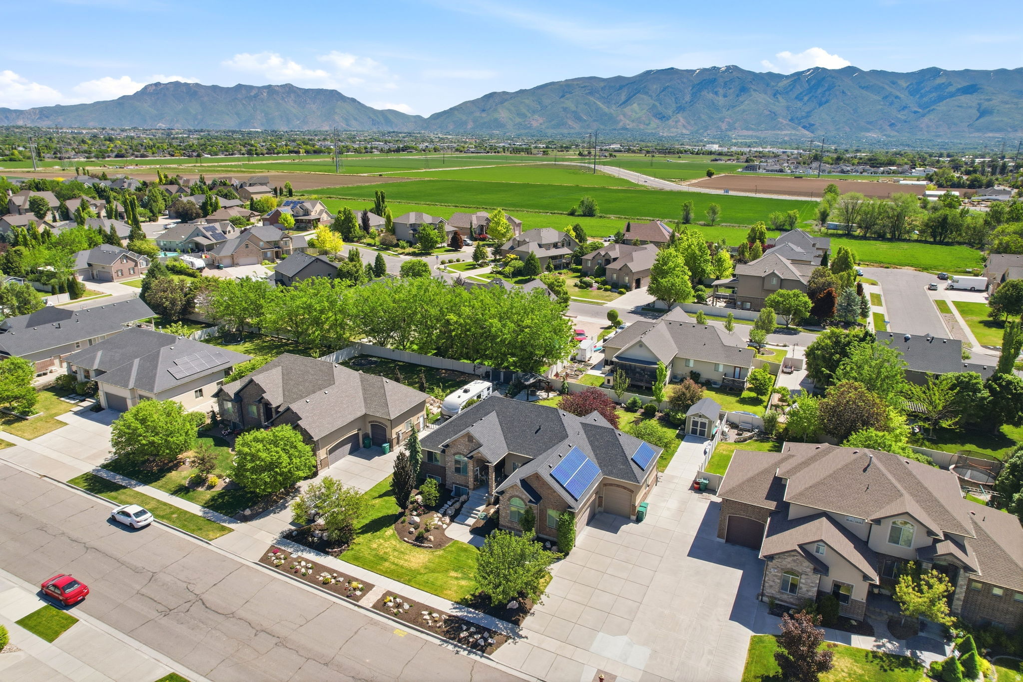 WILD HORSE SPRINGS - Residential