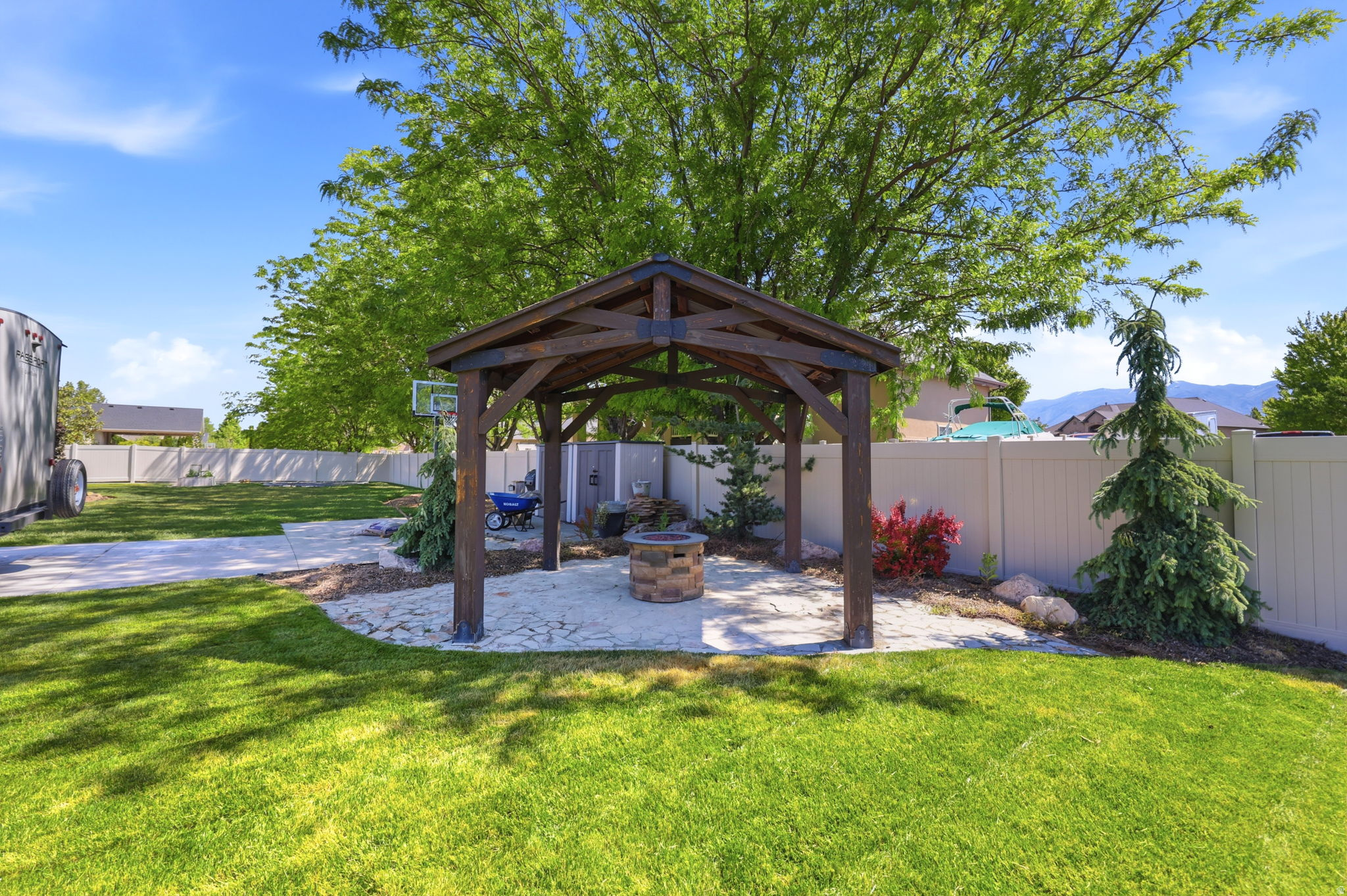 WILD HORSE SPRINGS - Residential
