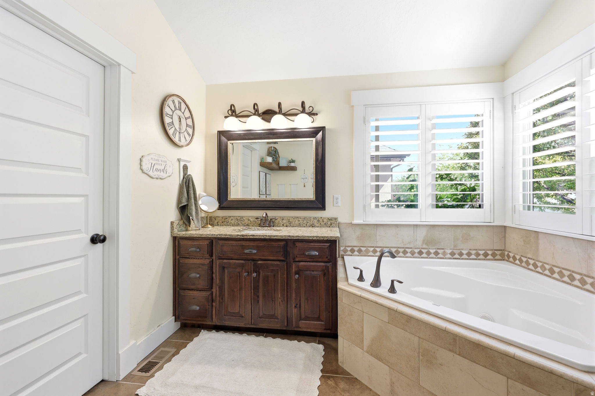 WILD HORSE SPRINGS - Residential