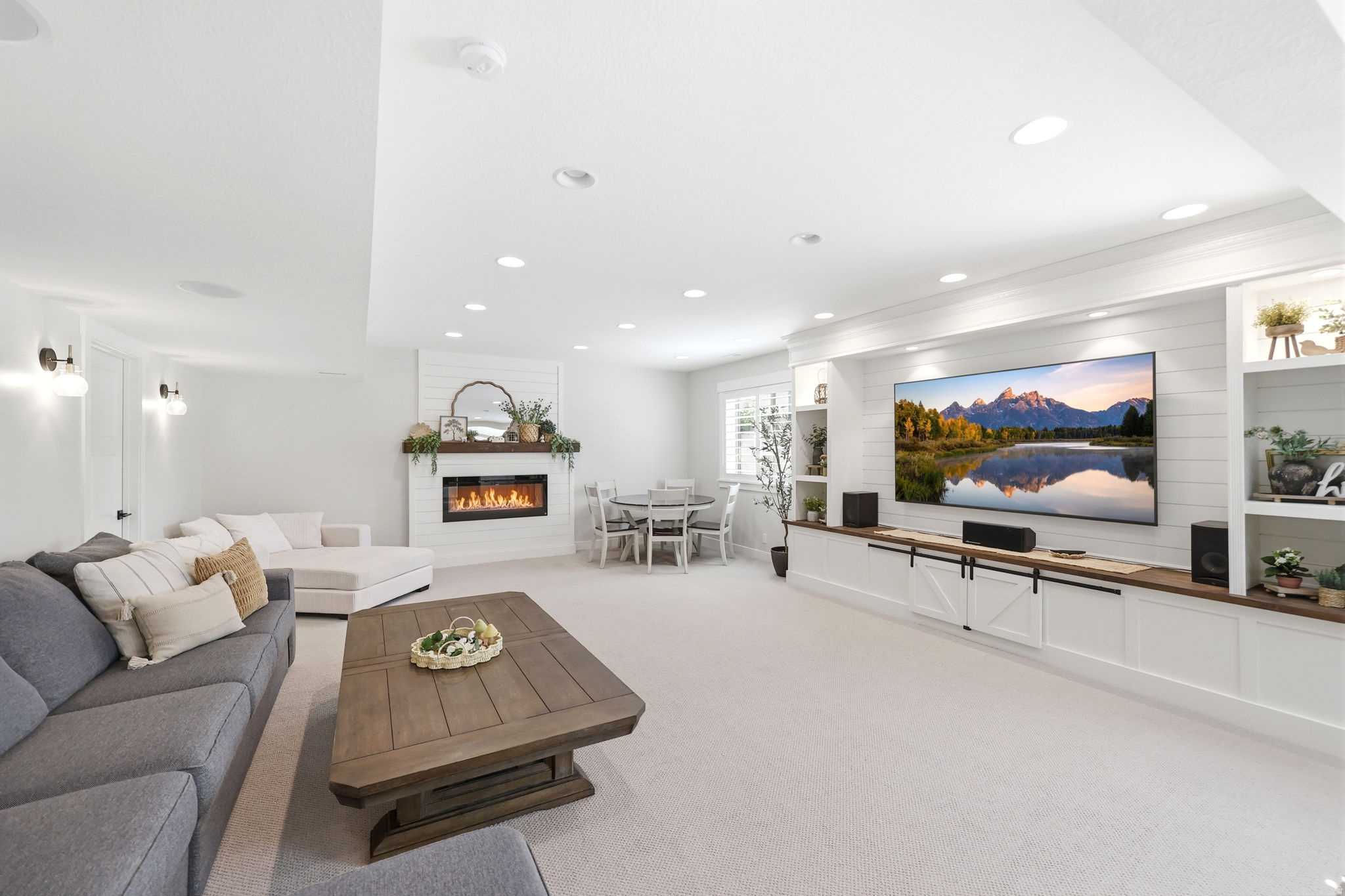 WILD HORSE SPRINGS - Residential