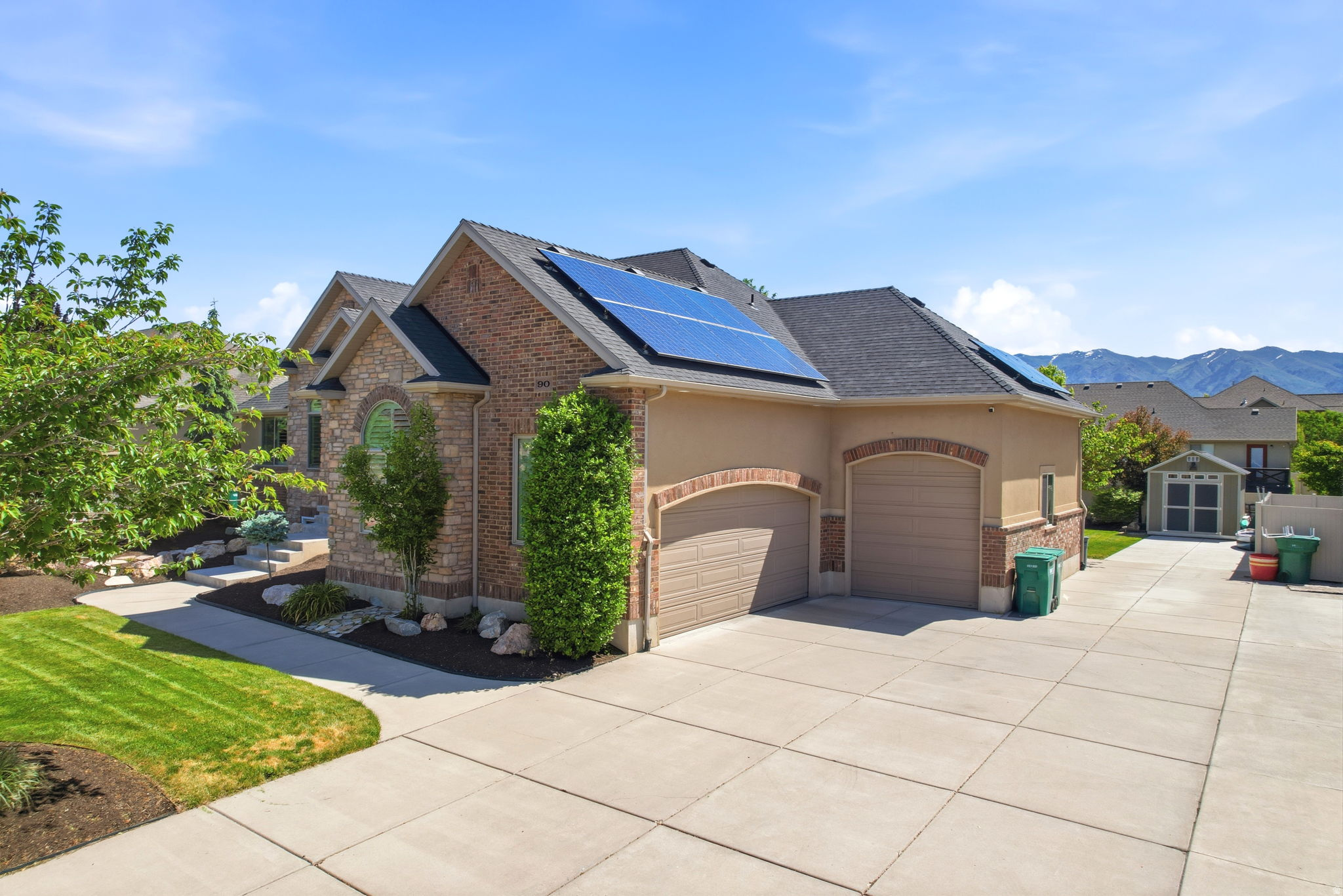 WILD HORSE SPRINGS - Residential