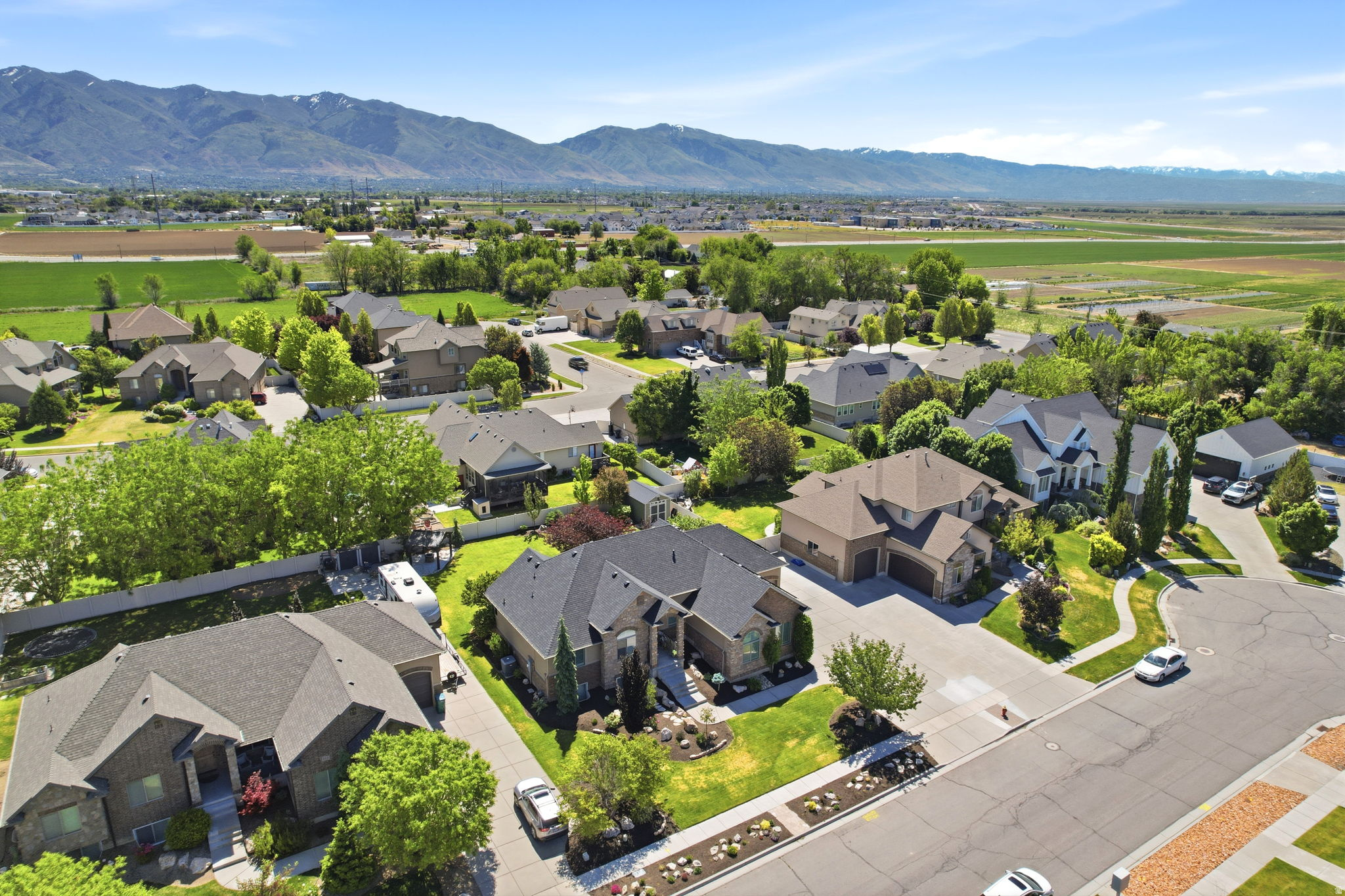 WILD HORSE SPRINGS - Residential