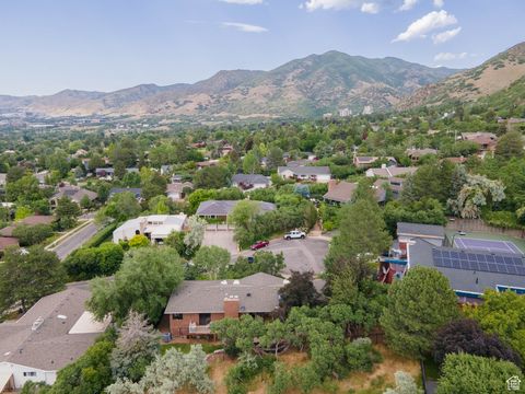 Tiny photo for 2842 E OAKBROOK CIR, Salt Lake City, UT 84108 (MLS # 2092203)