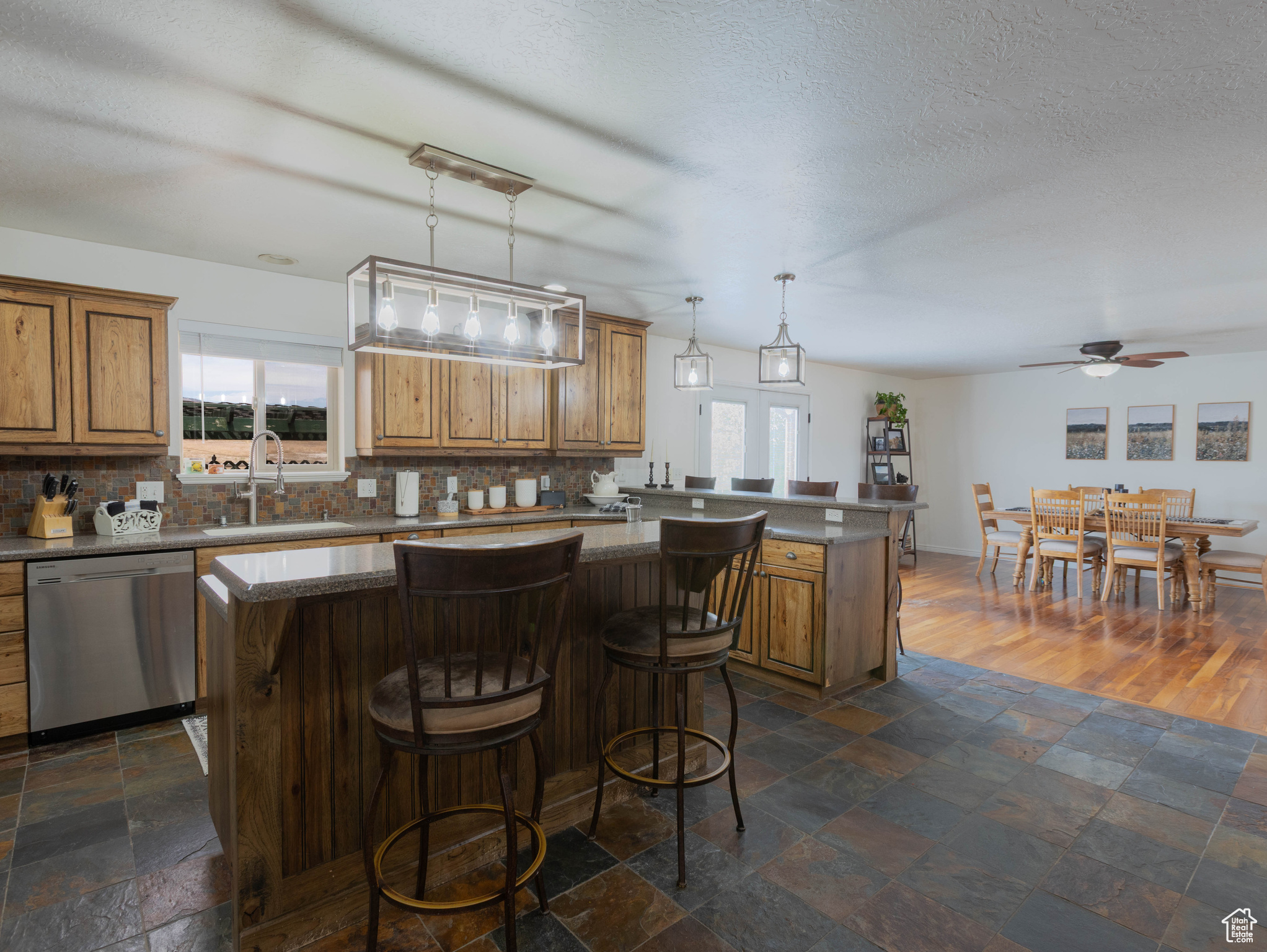 AMENDED CHANDELLER - Residential