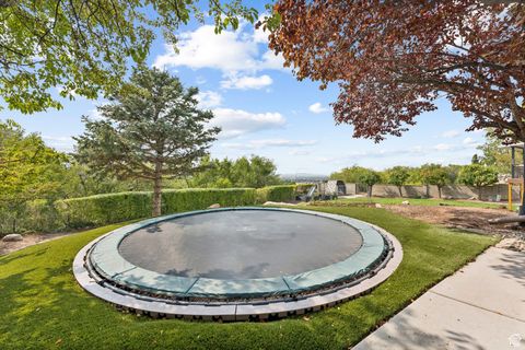 Tiny photo for 2428 S SCENIC DR E, Salt Lake City, UT 84109 (MLS # 2110679)