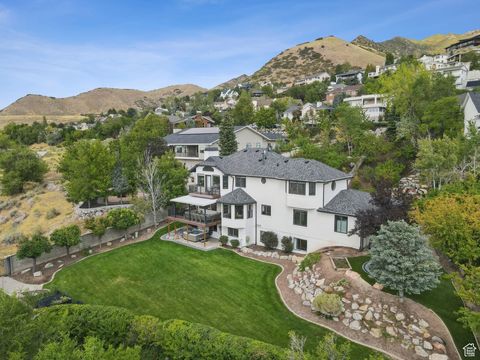 Tiny photo for 2428 S SCENIC DR E, Salt Lake City, UT 84109 (MLS # 2110679)