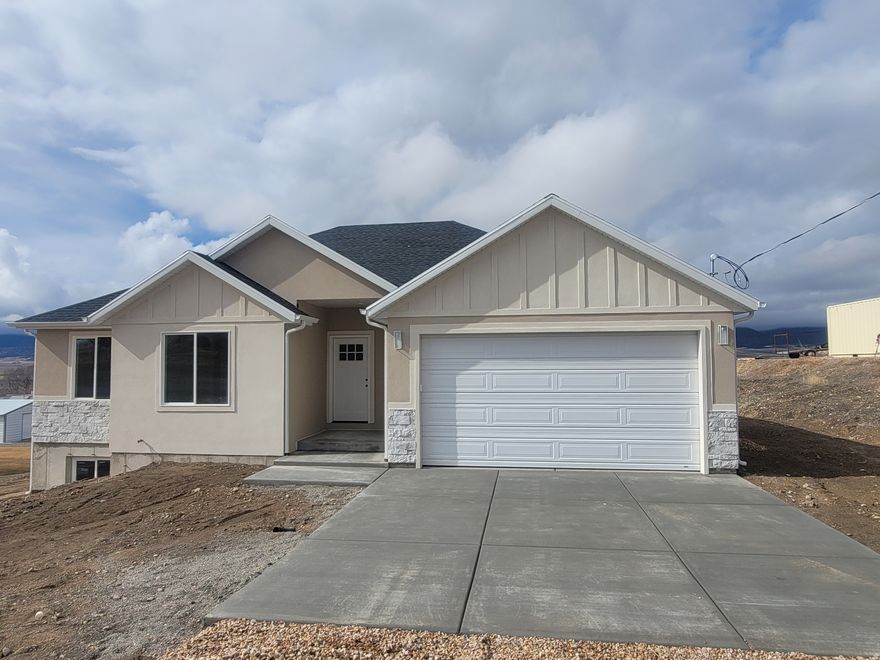New construction home on 1.55 acres with open floor plan. Neutral colors throughout. Some features of the home include: walk in pantry, double doors to backyard and patio, and walk in master closet. Has an unfinished basement for endless possibilities.
