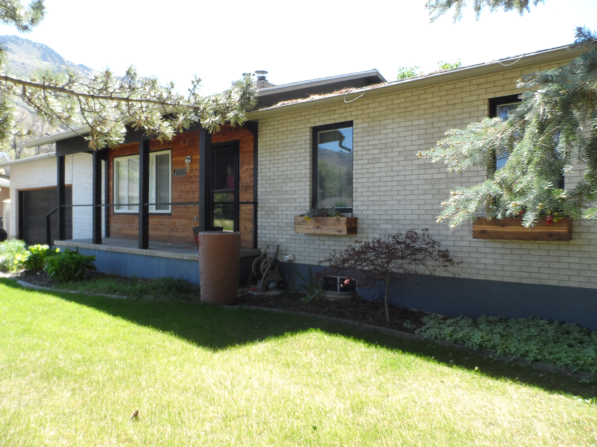 CANYON HILLS - Residential