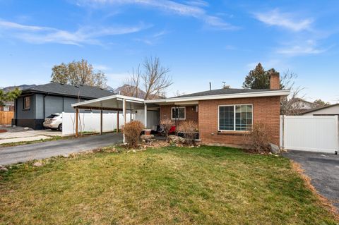 Tiny photo for 2352 E 3395 S, Salt Lake City, UT 84109 (MLS # 2127909)