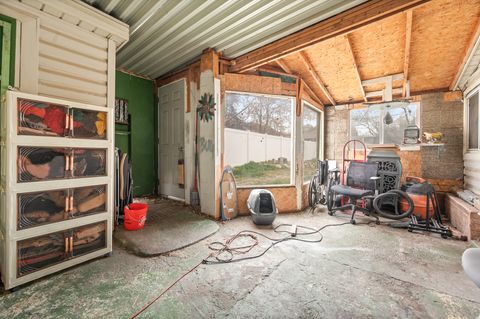 Tiny photo for 2352 E 3395 S, Salt Lake City, UT 84109 (MLS # 2127909)