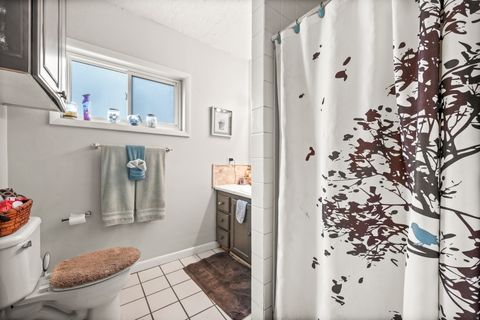 Tiny photo for 2352 E 3395 S, Salt Lake City, UT 84109 (MLS # 2127909)