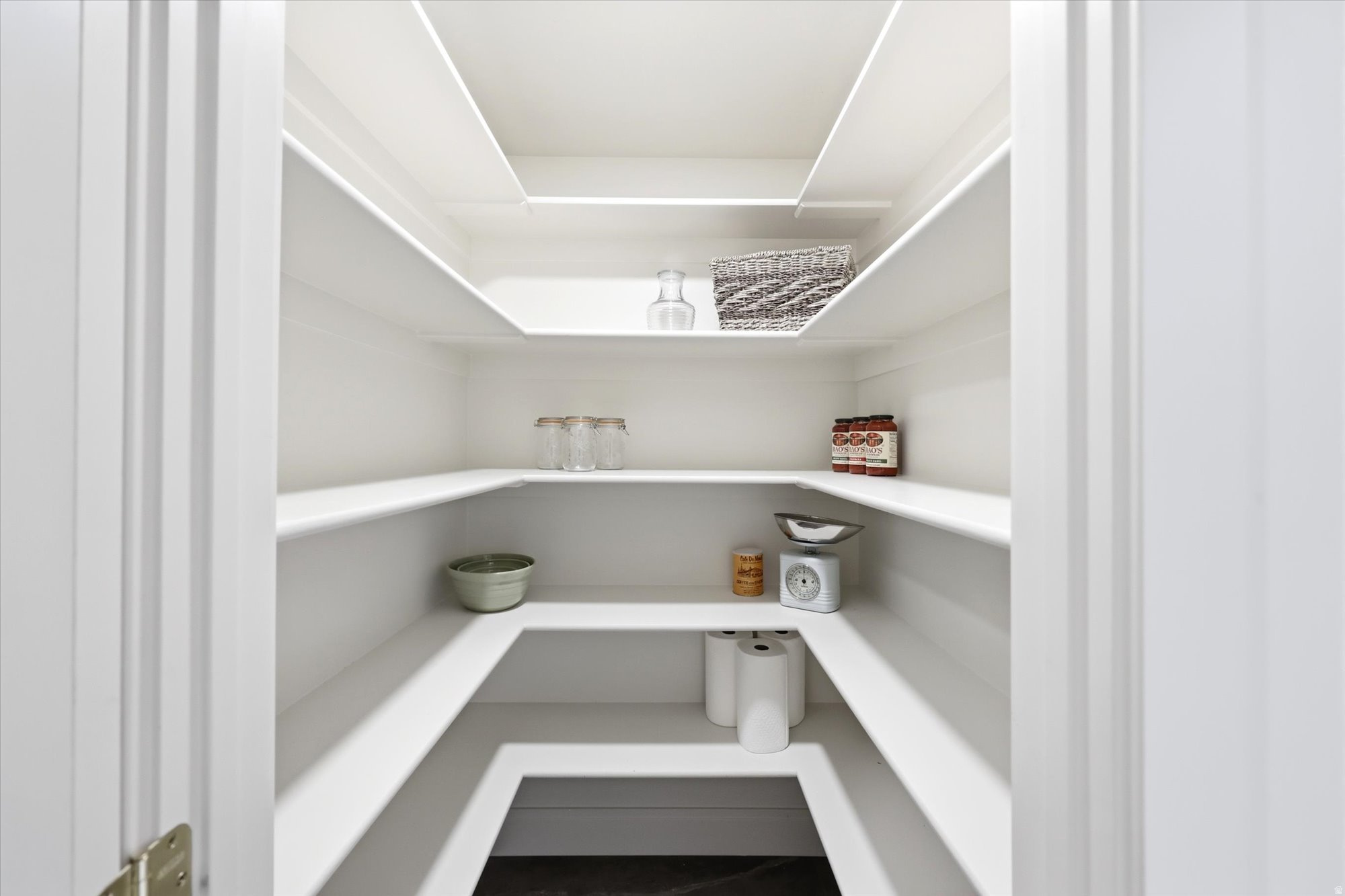 EDGEMOUNT HOMES CONDO PH 2 - Residential