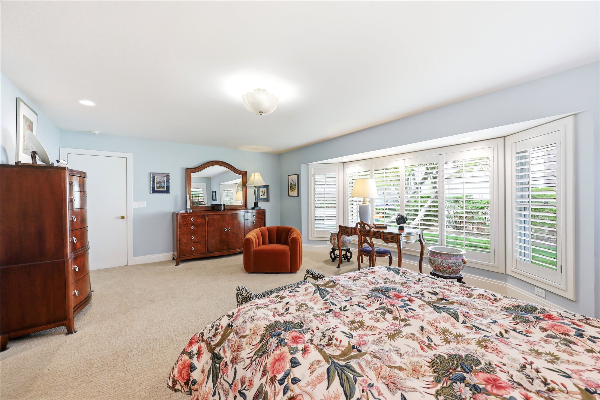 EDGEMOUNT HOMES CONDO PH 2 - Residential