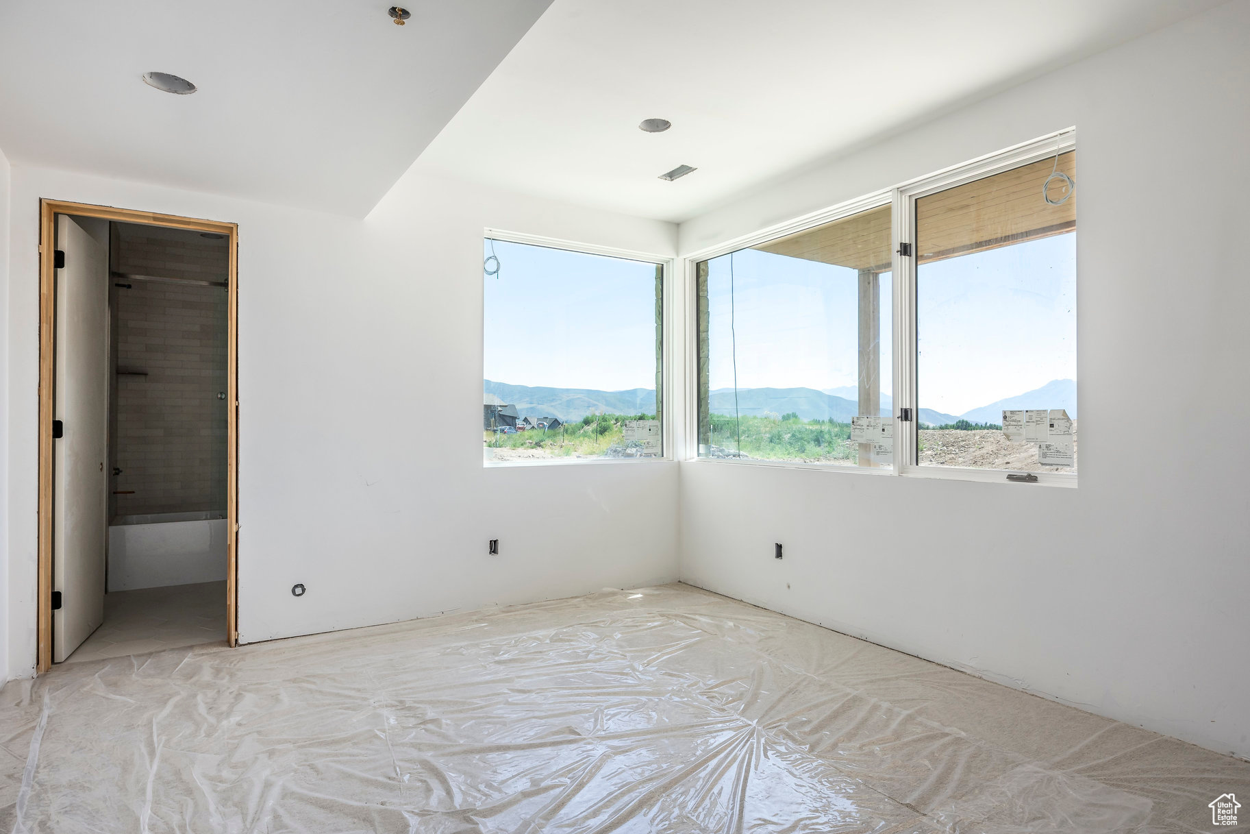 RED LEDGES - Residential