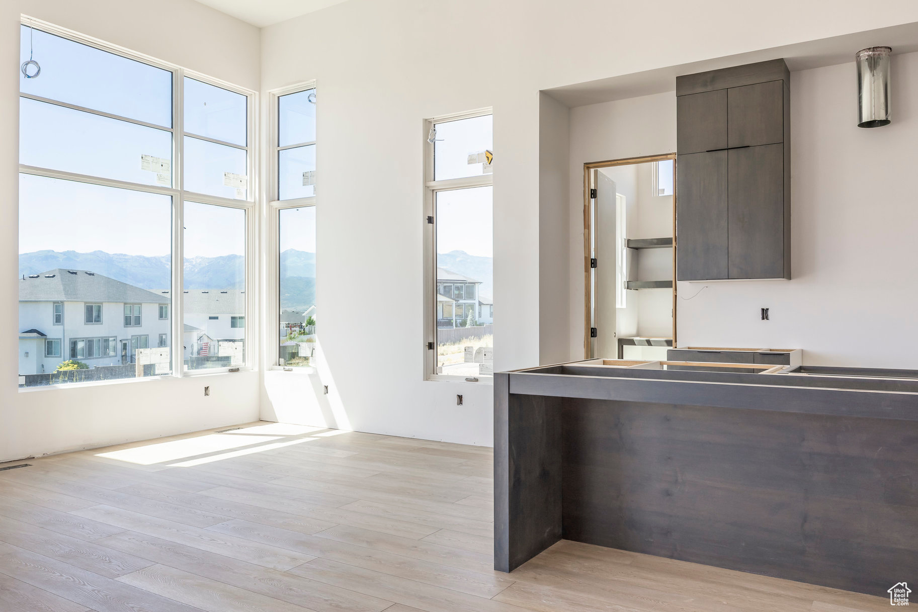 RED LEDGES - Residential