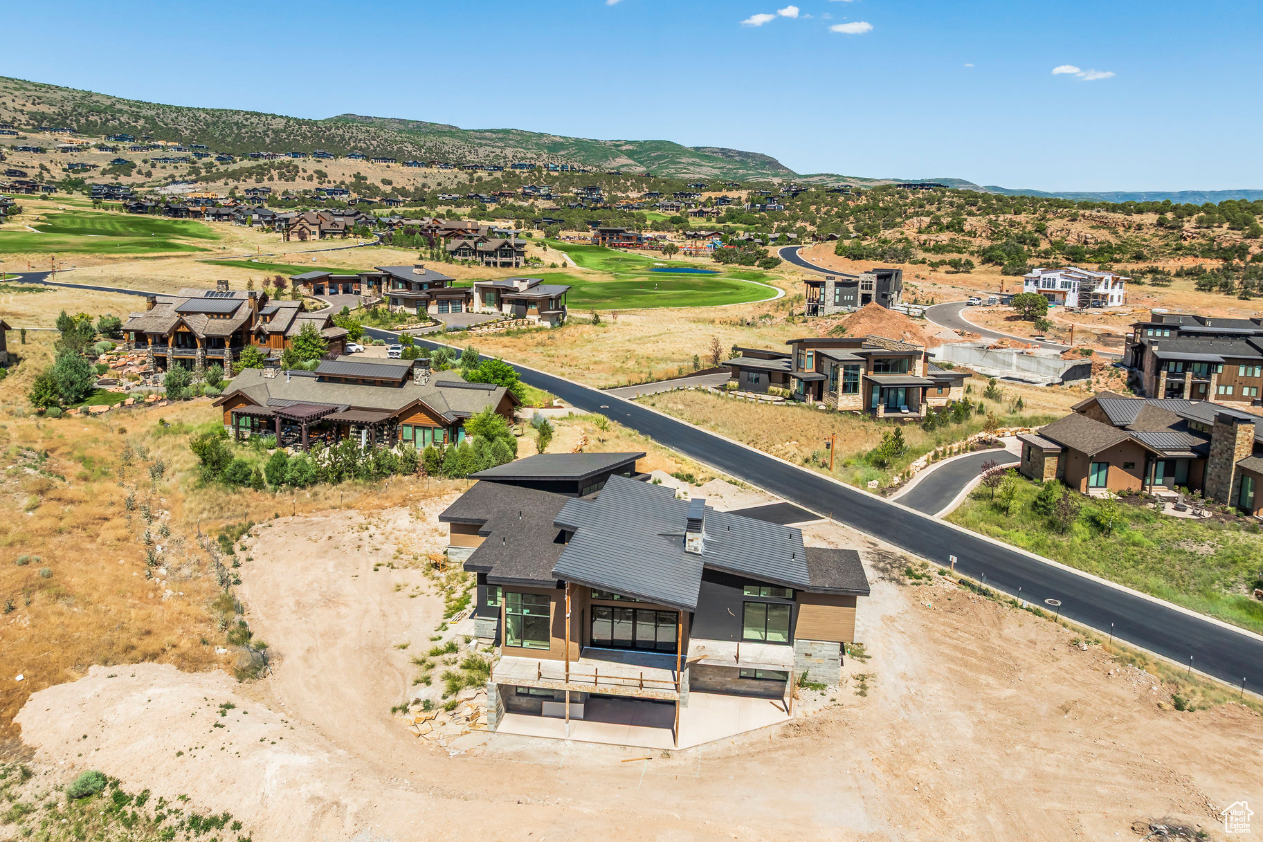 RED LEDGES - Residential