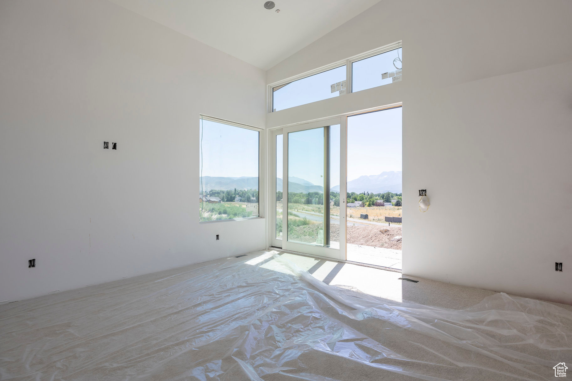 RED LEDGES - Residential