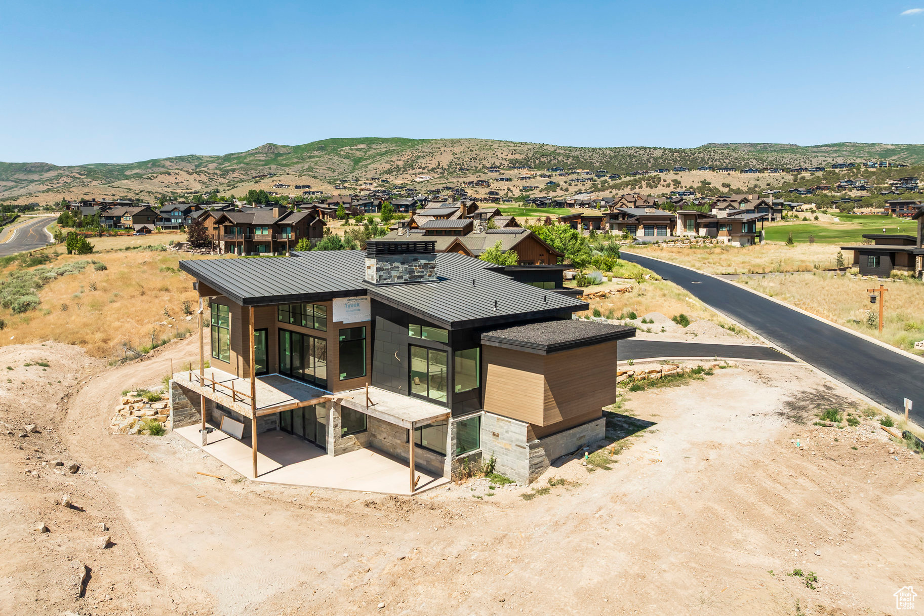 RED LEDGES - Residential