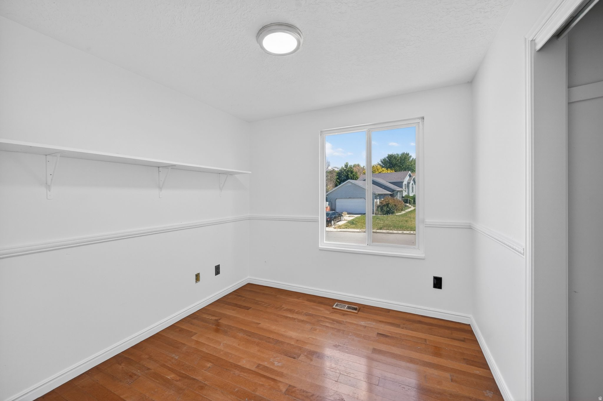 SUNSET ESTATES - Residential