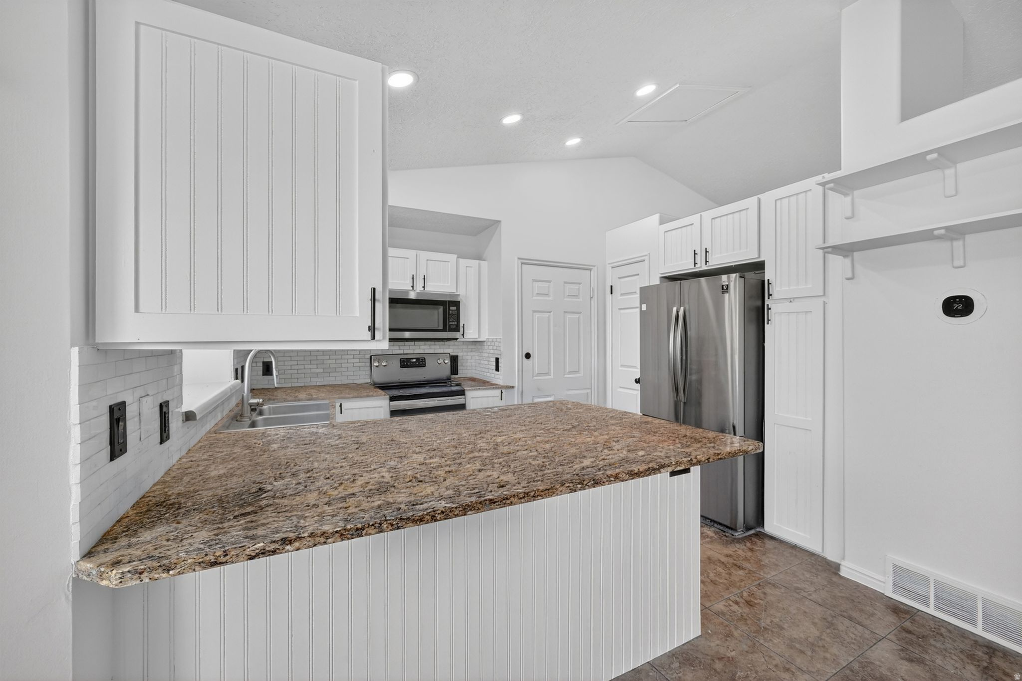SUNSET ESTATES - Residential