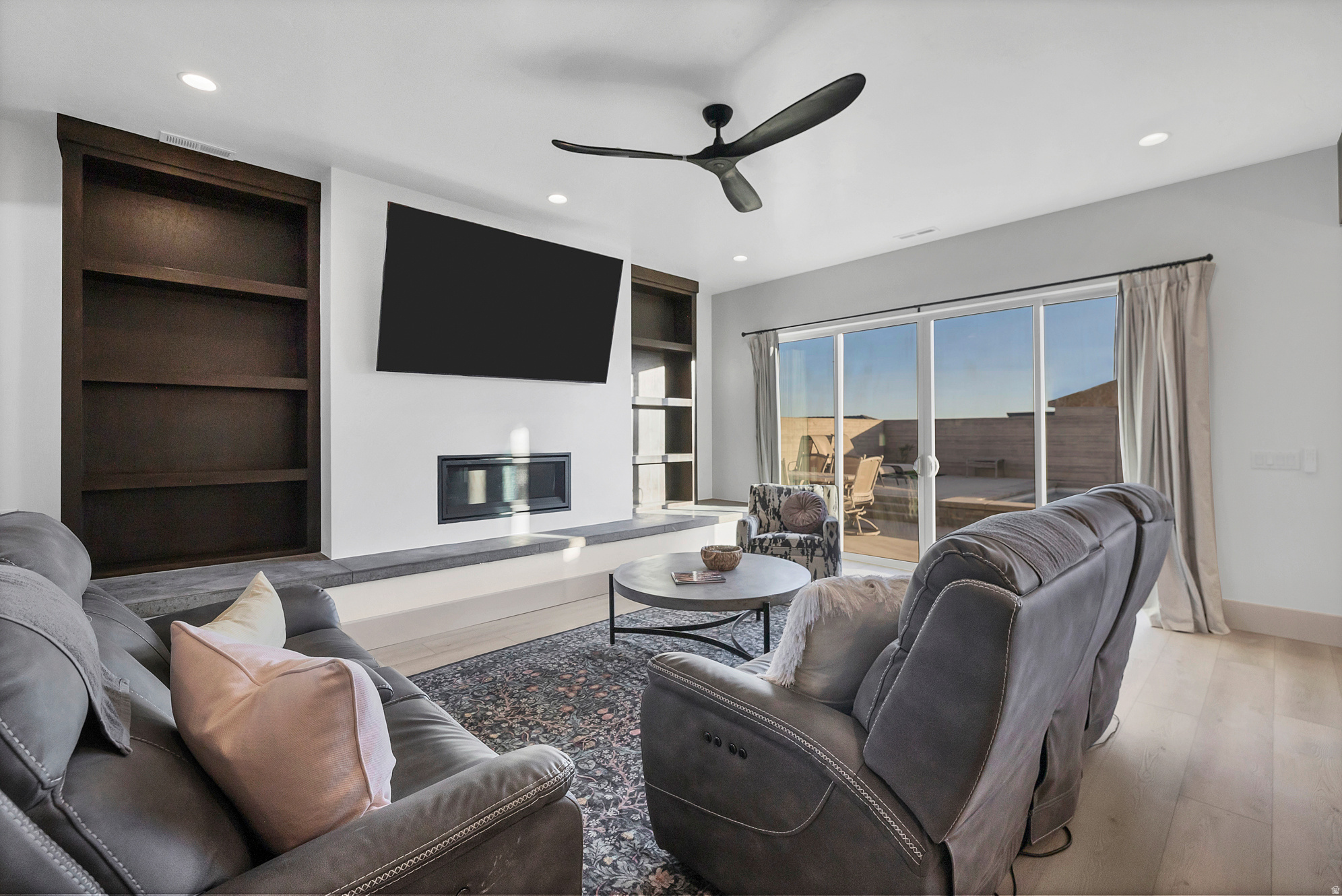 WASHINGTON VISTA PH 3A - Residential