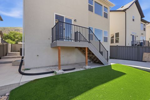 Tiny photo for 915 N EVELYN ST W, Farmington, UT 84025 (MLS # 2158557)
