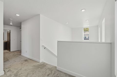 Tiny photo for 915 N EVELYN ST W, Farmington, UT 84025 (MLS # 2158557)