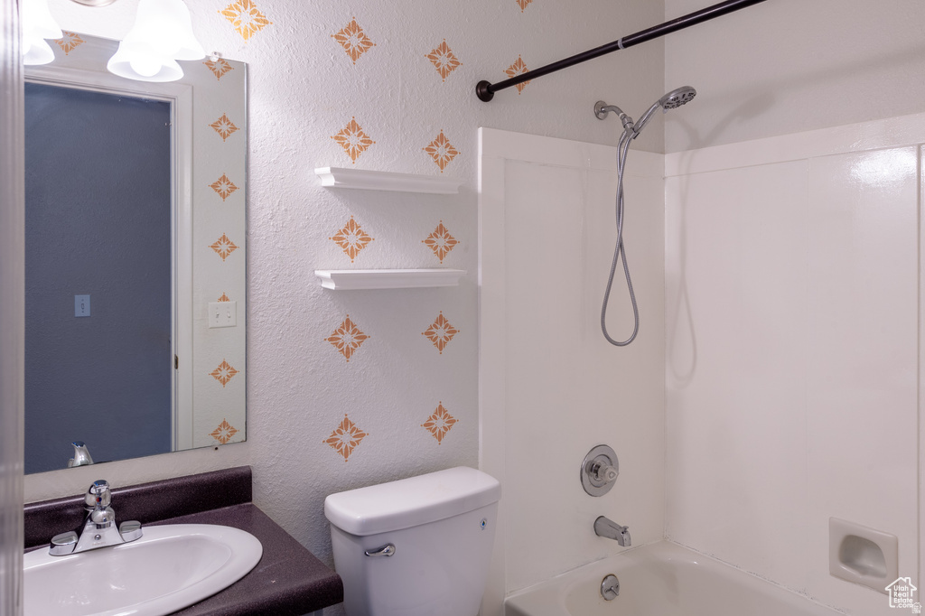 WILLOW BAY #8 - Residential Lease