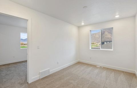 Tiny photo for 1017 E 250 ST S #19, Salem, UT 84653 (MLS # 2127676)