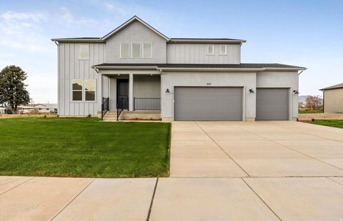 Tiny photo for 1017 E 250 ST S #19, Salem, UT 84653 (MLS # 2127676)