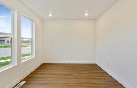 Tiny photo for 1017 E 250 ST S #19, Salem, UT 84653 (MLS # 2127676)
